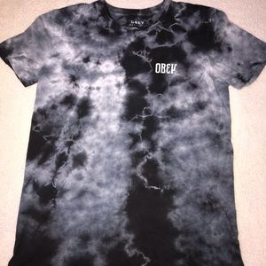 obey t-shirt